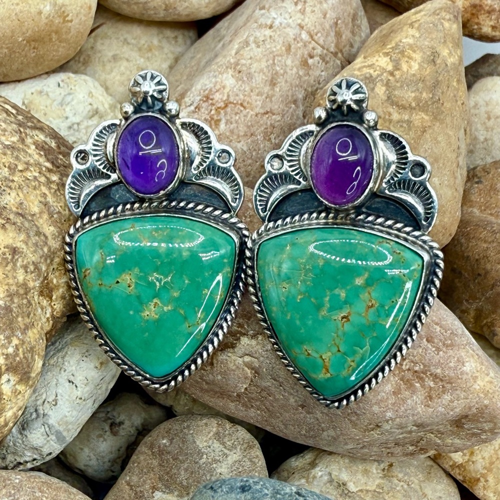 Native American Sterling Silver Turquoise & Amethyst Earrings “Revé” – 22.64g - Picture 13 of 17